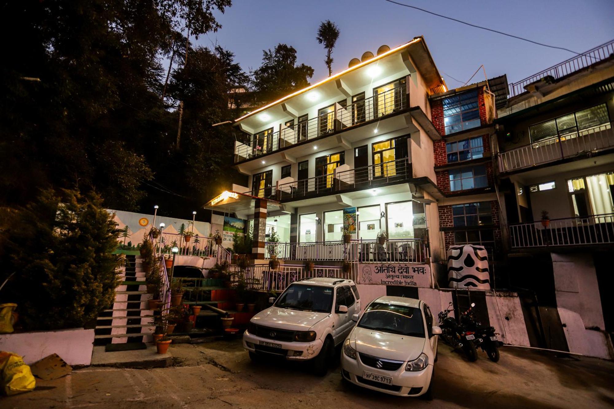Hotel Mirage Grand à McLeod Ganj Extérieur photo