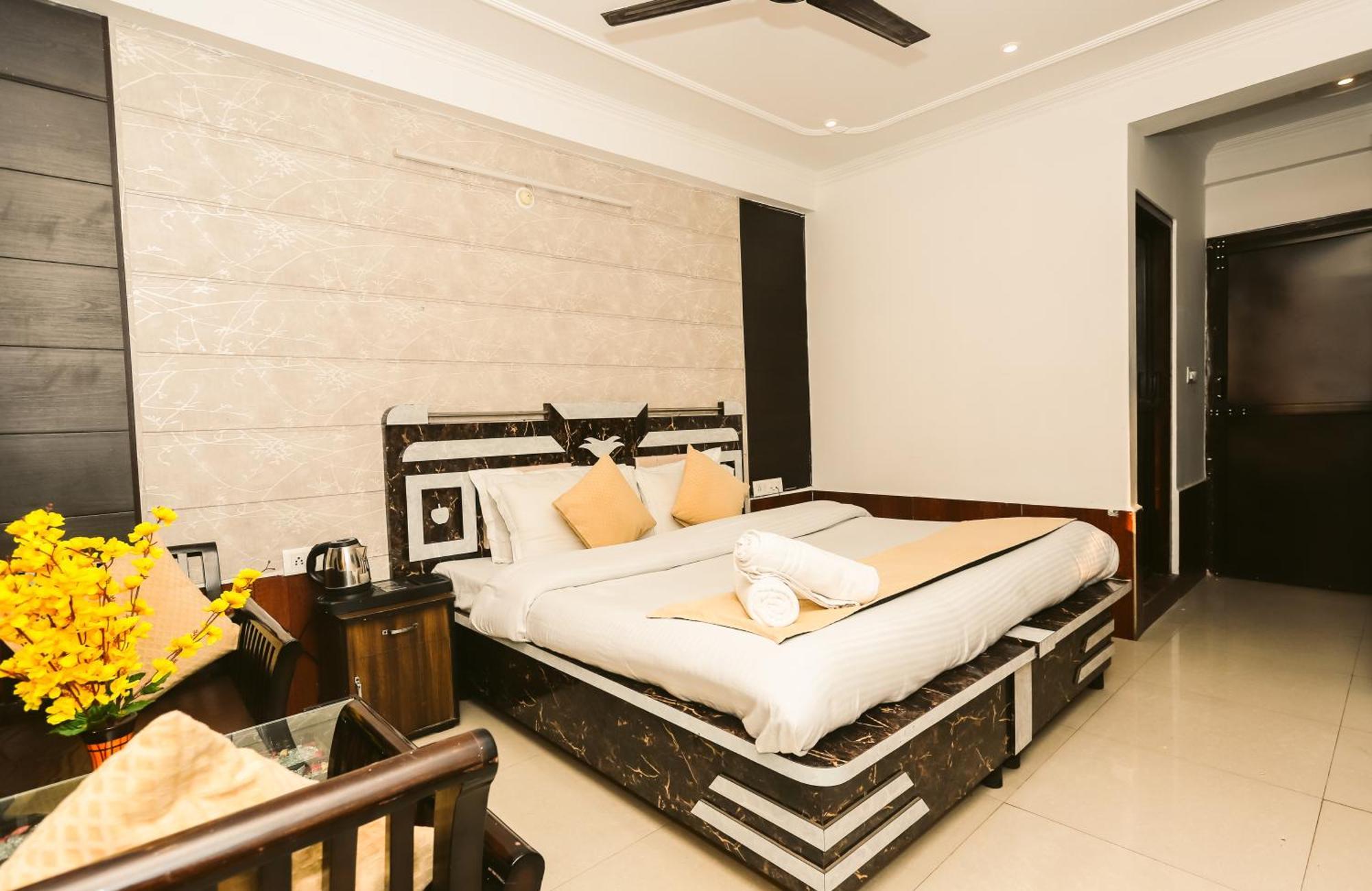 Hotel Mirage Grand à McLeod Ganj Extérieur photo